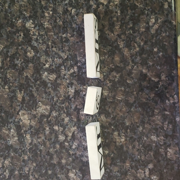 Mr and Mrs decorative blocks - Picture 2 of 4